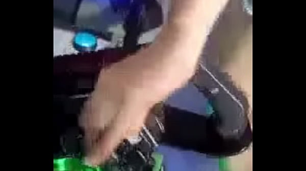 Download Video - La contacto por tinder en el primer d&iacute;a y le rompo el culo