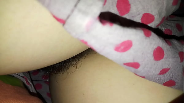 Download Video - desi s&period; nighty up and man taken chance to use his mobile cam to take the awesome video