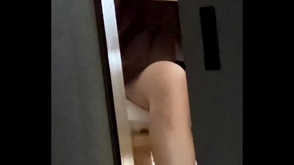 [Filming my stepdaughter and creampie] "It feels good…!” Filming my stepdad’s change of clothes and her thighs sticking out from under her skirt. Creampie sex before going to the *****!