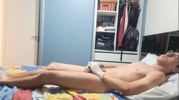 Download Video - Encomenda&semi; masturba&ccedil;&atilde;o&comma; anal e pump plug at&eacute; gozar
