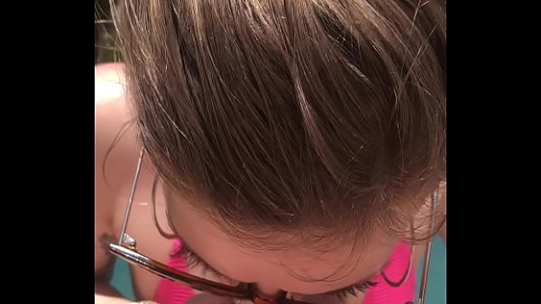 Katarinakitty deep throats cock