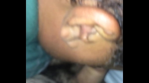 Download Video - Chupando minha rola no carro 2&sol;3