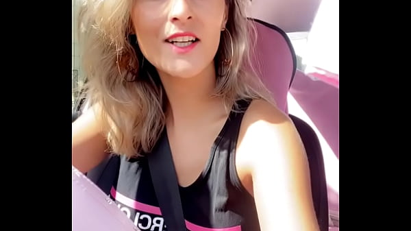 Départ pour une vidéo hot en extérieur