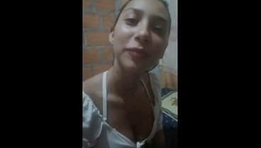 Download Video - Amigo me graba video para mandarle a mi novio que esta en el ejercito