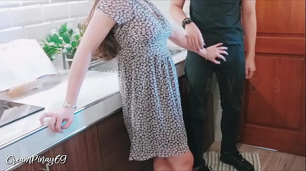 Cheating Housewife Gets Fucked by Fake Plumber - Pinay Creampie Scandal