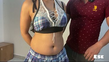 Personal Gym Trainer took advantage of the opportunity and fucked Alisha.