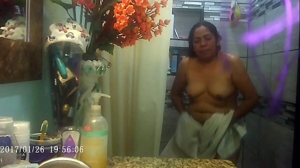 Femme Dans La Douche