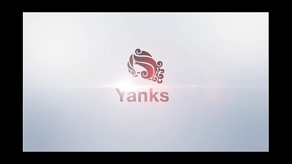 Download Video - Yanks Lesbian Cutie Essy Masturbates