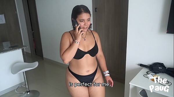 Download Video - Compartiendo cama con gruesa hermanastra de vacaciones - Thepaug