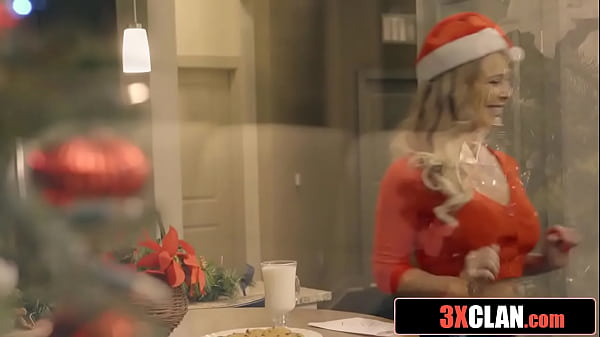 Horny Guy Tricks Stepsis and Stepmom Into Taboo 3some On X-Mas
