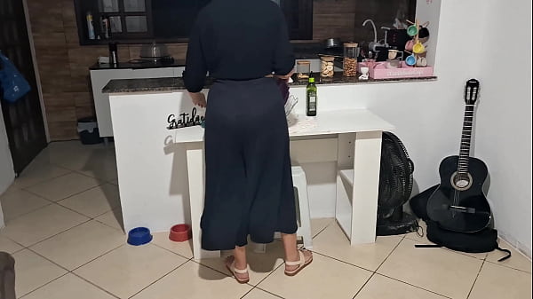 Download Video - The stepson asks his stepmother for help so he can cum&period;