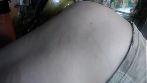 Extreme anal stretching close-up