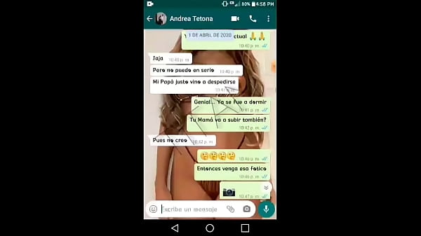 Andrea is a friend from work, we talk on WhatsApp and I make her so horny, she tells me she wants to see my cock ... she makes a video call, shows me her tits and comes in minutes!