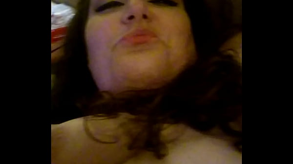 Amateur Sucer La Chatte Et Fumer Du