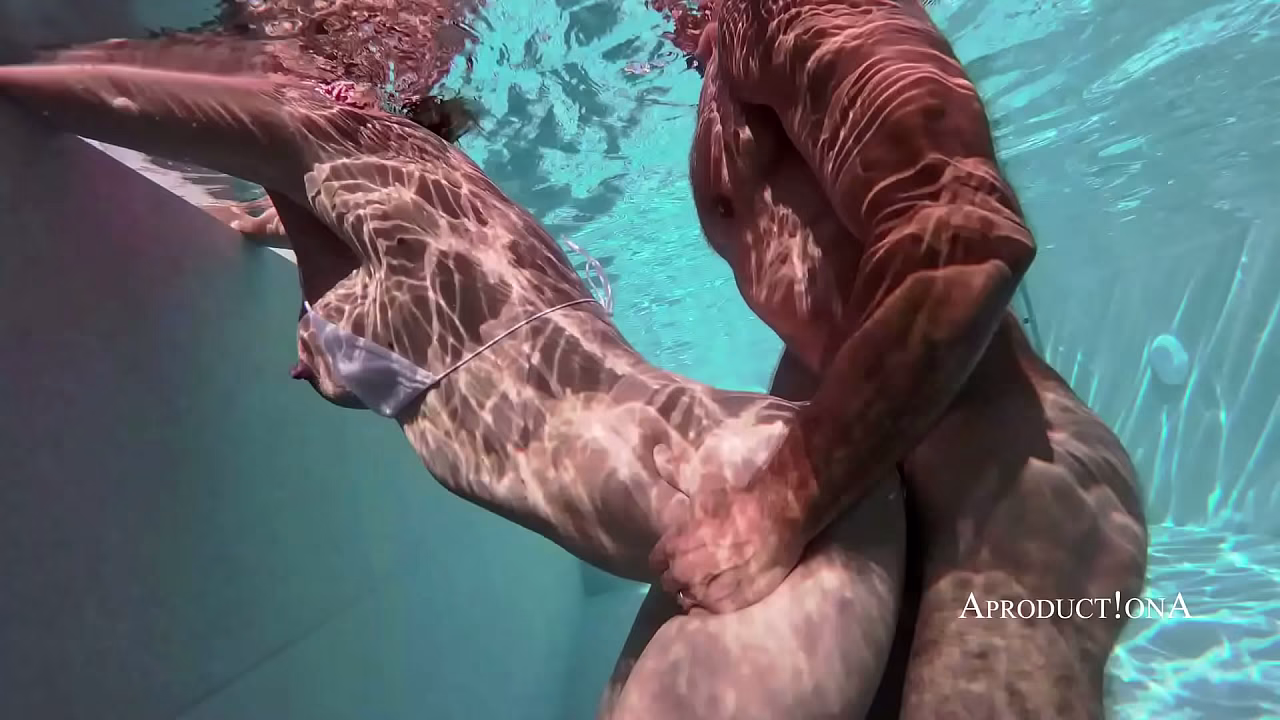 UNDERWATER ANAL ASS LICK FACE FUCK CUM EAT
