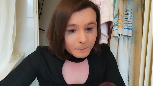 Teen Amateur Shemale Anallisa Tranny fucks rough her throat deep (deepthroat) until tears running from her cute eyes, she screams - and destroys afterwards her wet tight ass hole pussy with her dildo while fucking herself solo on webcam stream