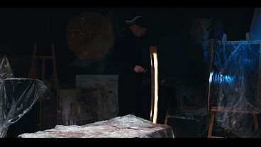 Female Security Girl Fucked While the Time Is Frozen - Italian Babe Layla Scarlett Freeze Fetish Sex