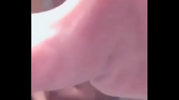 thumb chinese selfie