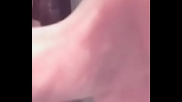 thumb chinese selfie