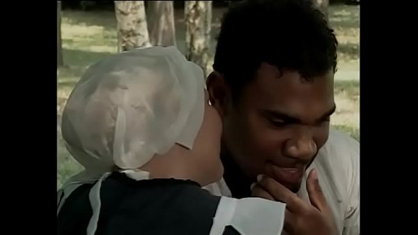 thumb white maid can