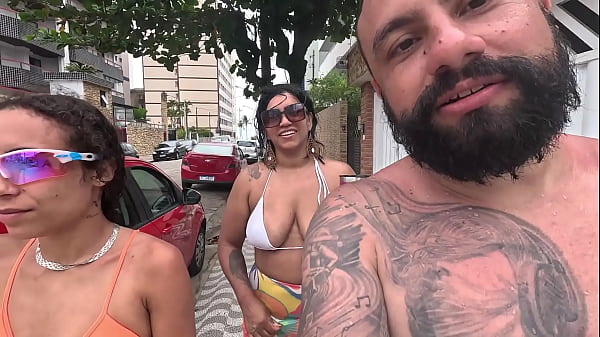 Download Video - Aventuras do Casal Mattos - Fomos para praia com a Ninfetinha e aprontamos em todo lugar