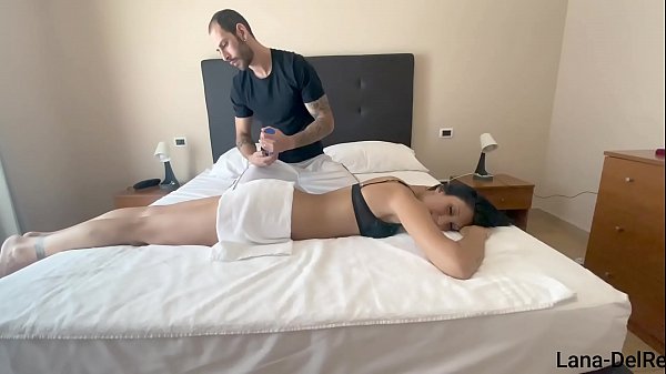 Young Italian brunette asks for a massage from her stepbrother and they finish fucking Lana DelRe