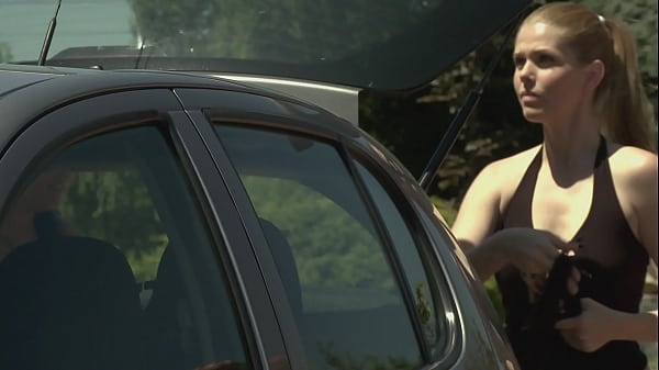 Dude Keeps His Shirt And Tie On While Fucking Woman