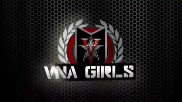 THE BIGGEST FINGER WAS FUCKING MY HUNGRY ASS