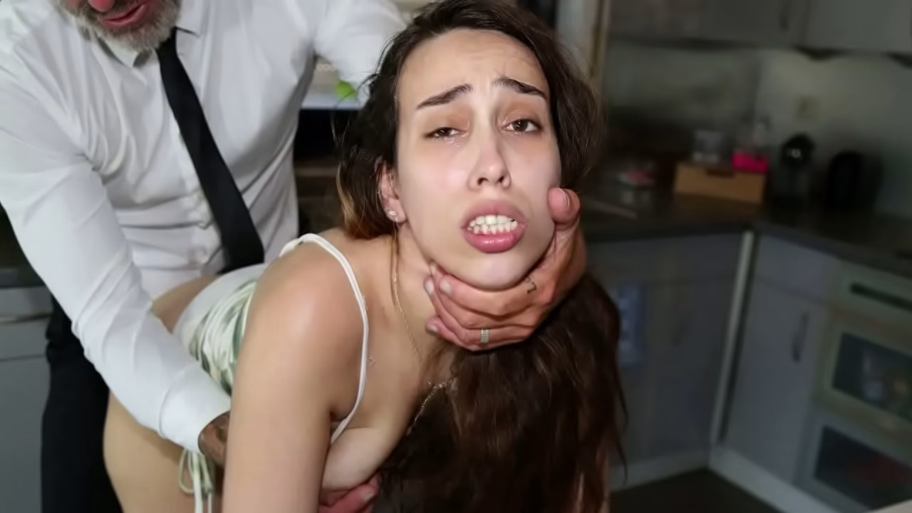 Good French Girl Spreads Wide and Takes Every Inch
                    hardcore blowjob brunette riding rough slut doggystyle amateur french submissive pussy fucking ball sucking rough sex euro big cock big dick natural tits old guy muchos negros