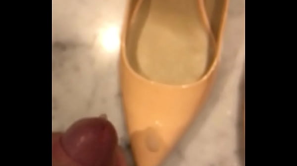 Download Video - Paja en los zapatos de mi suegra