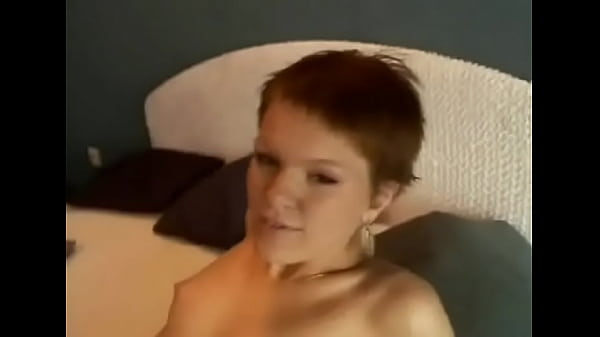 Merveilleuse Bombe Brune Sanita Appréciant Orale