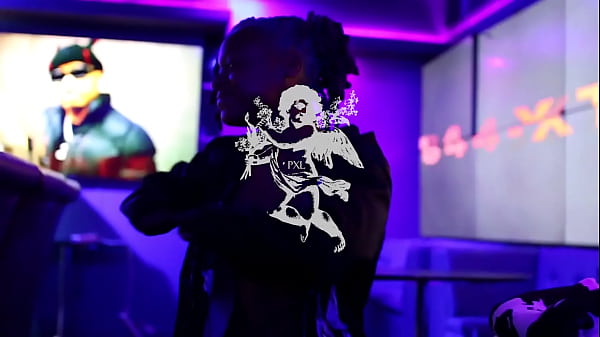 [SWXXT] MICKEY twerks in the Blue Satin Leisure Suit