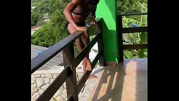 Assaltando com prazer. Casal de ladroes invadem uma mans&atilde;o e acabamos encontrando uns brinquedos muito interessantes (L&Oacute;GICO QUE USAMOS DURANTE NOSSO ASSALTO) sa&iacute;mos gozando da casa invadida