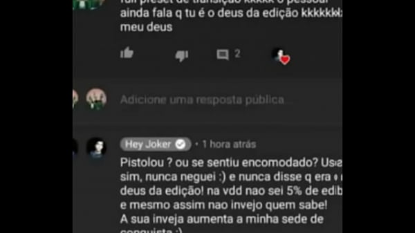 Ru6n safado colocando hey joker  pra mamar enquanto o esculacha ele no português