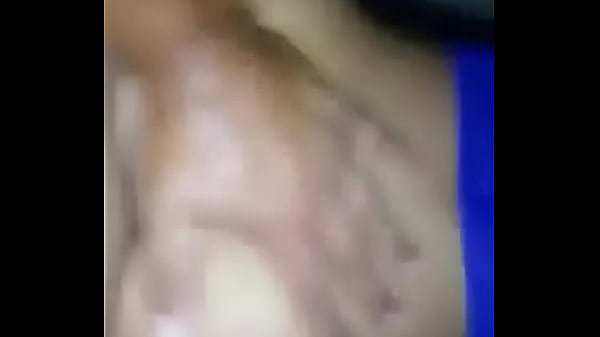 荡妇 我在聚会上操她