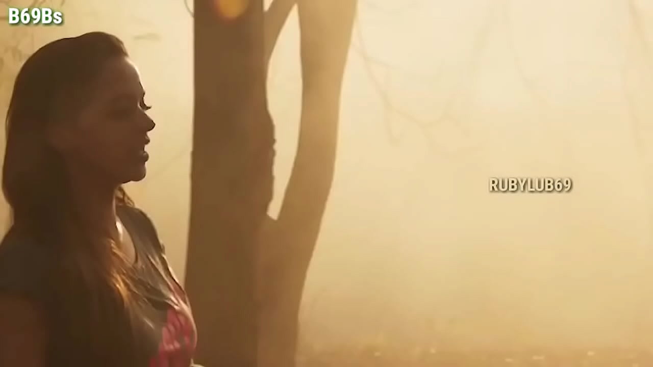 Malayalam TV Anchor Lakshmi Nair