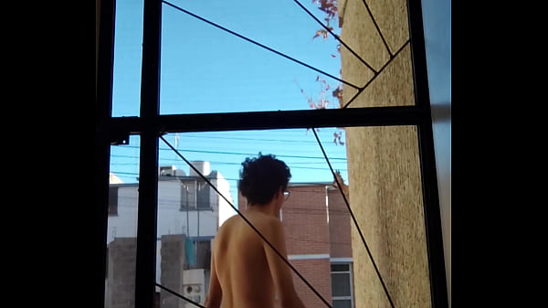 thumb practicing nudism