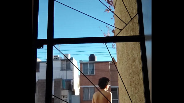 thumb practicing nudism