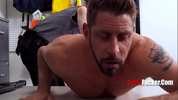 Thief Has Two Options, Fuck The Guard Or Get Fu...