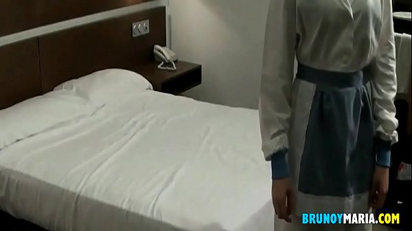 Download Video - LA ZORRA tenia NOVIO y estaba BUENISIMA pero me la Acab&eacute; Follando en su Trabajo