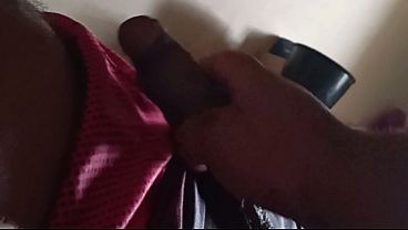 Download Video - CRENTE CASADA BATE PUNHETA NO PAU PRETO DO PASTOR AT&Eacute; TIRAR O LEITINHO QUENTE