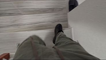 隣人が奥さんへのサプライズを試させてくれたのですが、私は全く予想していなかったし、夫も家にいました。