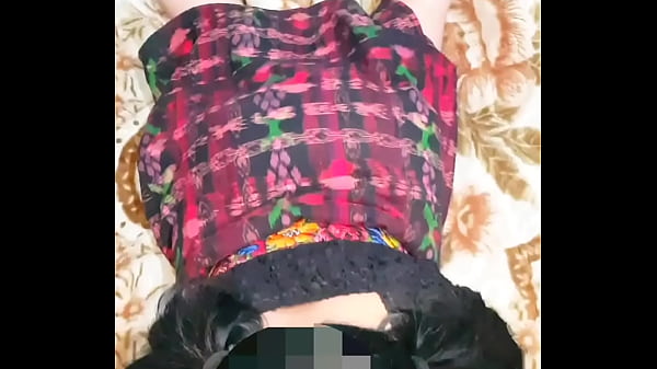 C F Gtchapinas - Chapina con corte y tacones