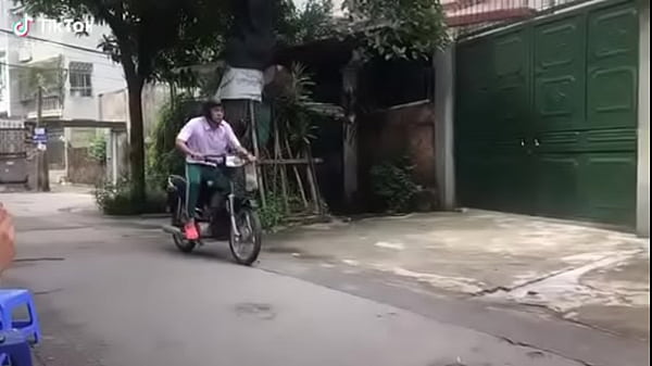 Video x&aacute;c minh