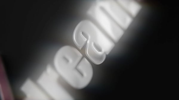 XdreamsTV - Emilia - Punk Girl Handjob Action