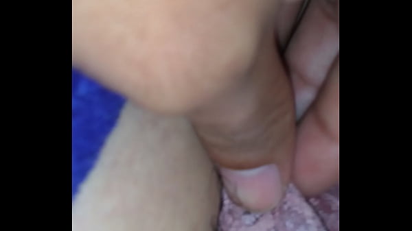 thumb touching inside