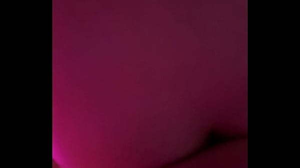 Il me prend sur le bord du jaguzzi j’espère que...