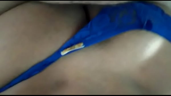 Download Video - Putinha de calcinha entrando na pica 2