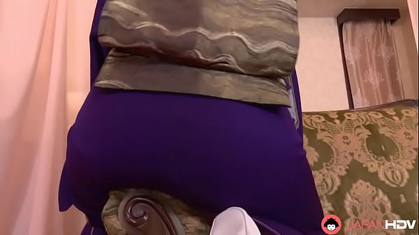 Japanese Ryouko Murakami masturbates with an empty bottle in a kimono uncensored.