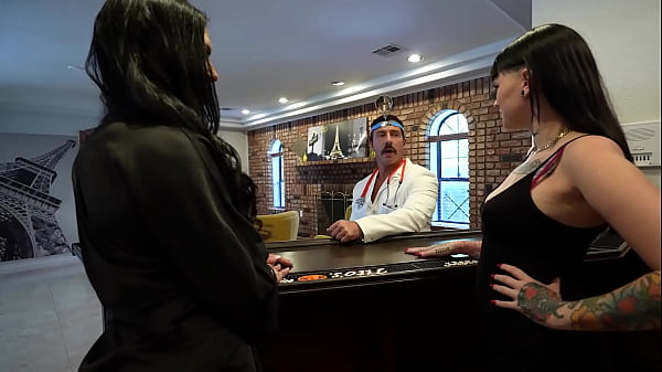 Sexo con mi doctor en mi cita con el ginec&oacute;logo